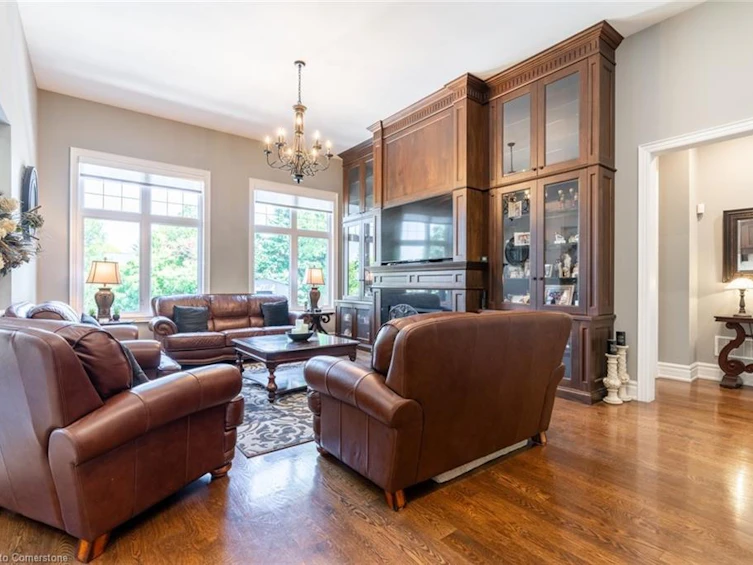 17 Mcdonald Court, Hamilton, ON, L9H 7C3 - 14