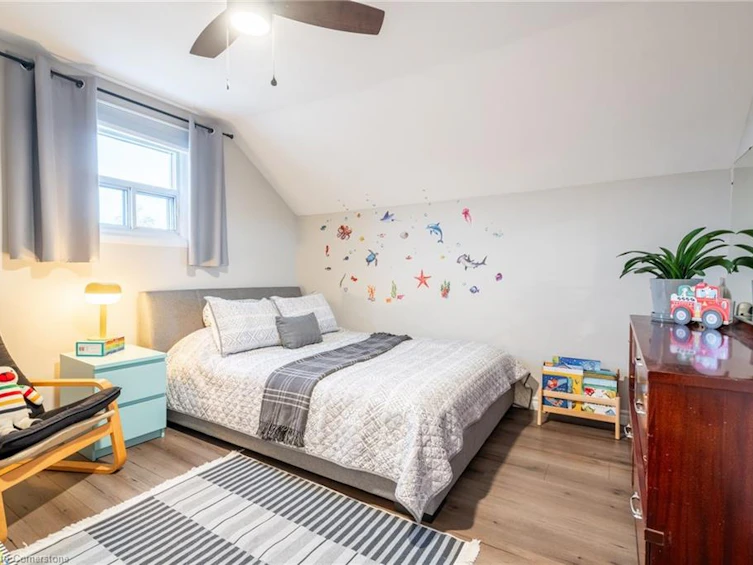 24 Roxborough Avenue, Hamilton, ON, L8L 1Y1 - 23