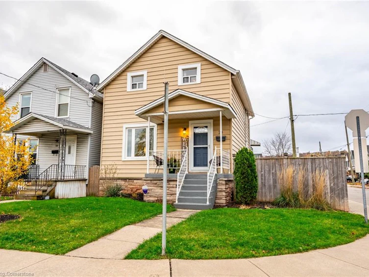 24 Roxborough Avenue, Hamilton, ON, L8L 1Y1 - 3
