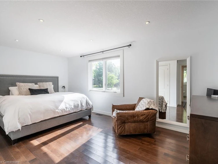 534 Evans Road, Hamilton, ON, L8B 0G7 - 10