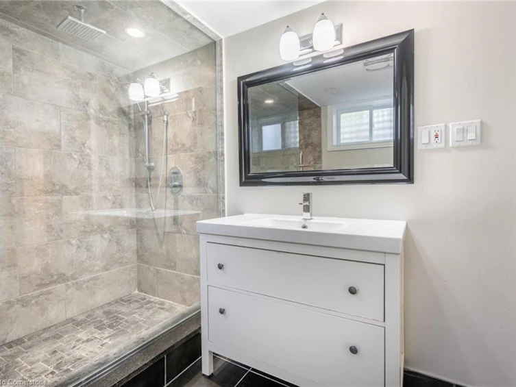 534 Evans Road, Hamilton, ON, L8B 0G7 - 18
