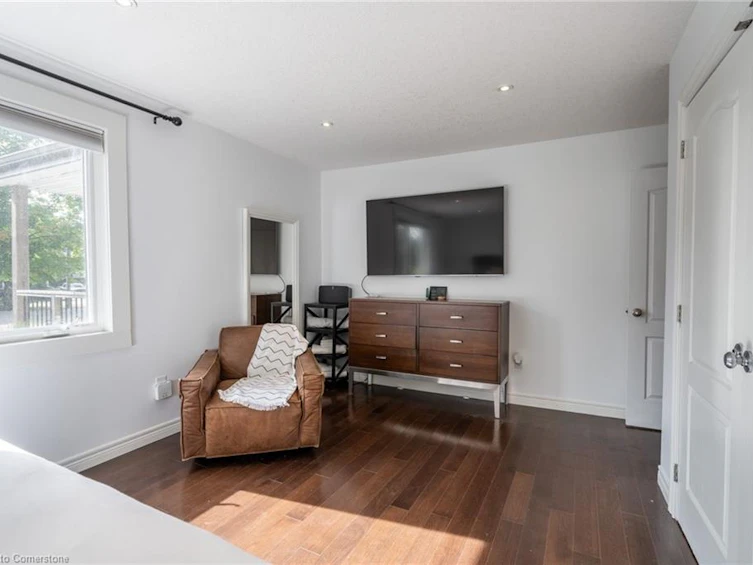 534 Evans Road, Hamilton, ON, L8B 0G7 - 11