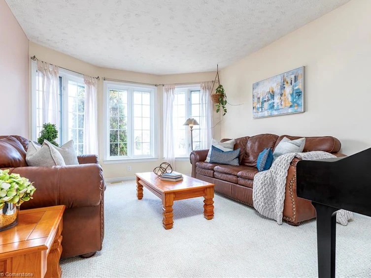 817 Woodside Court, Fort Erie, ON, L2A 6R5 - 5