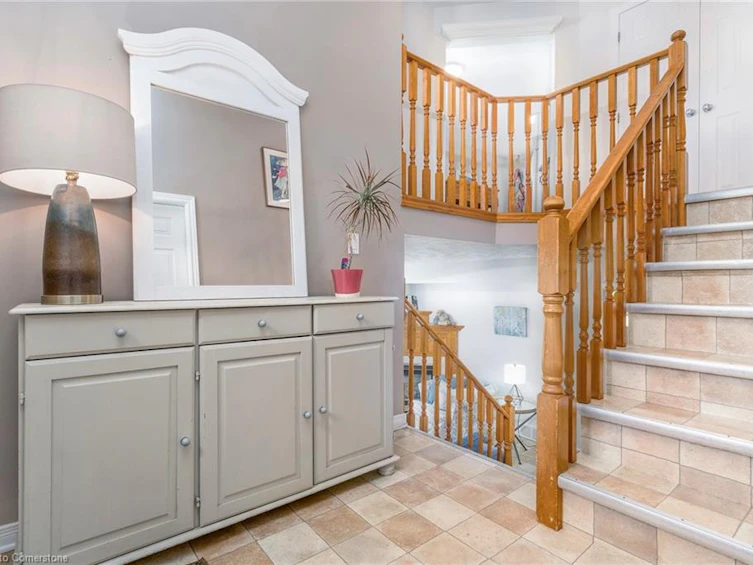 817 Woodside Court, Fort Erie, ON, L2A 6R5 - 4