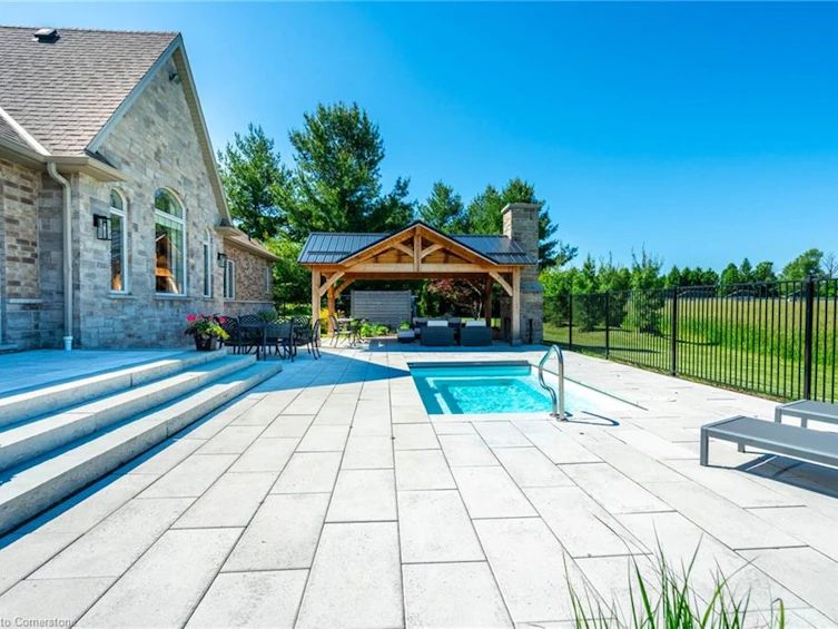 1068 Wyatt Road, Hamilton, ON, L8B 1A3 - 42