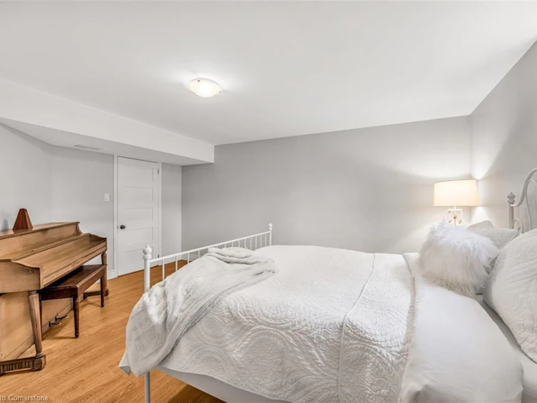 1068 Wyatt Road, Hamilton, ON, L8B 1A3 - 37