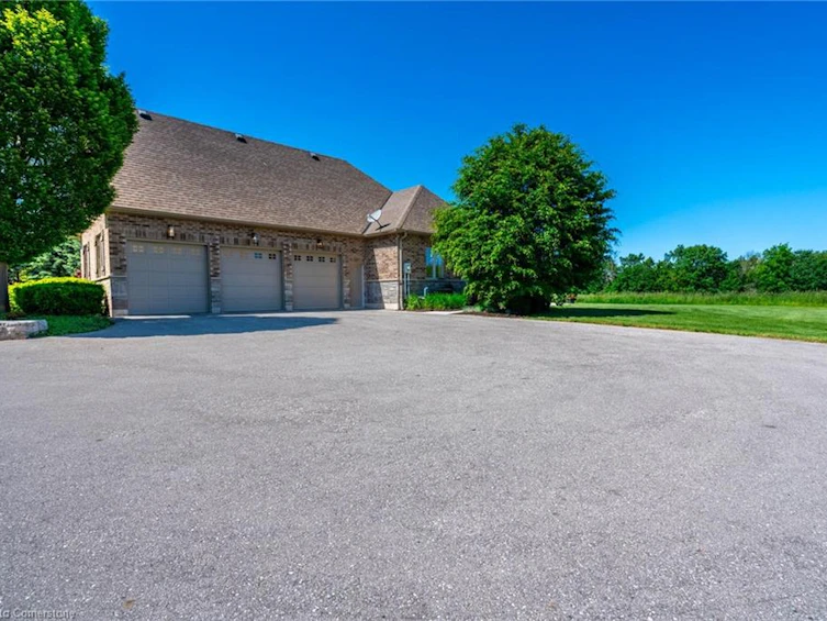 1068 Wyatt Road, Hamilton, ON, L8B 1A3 - 40