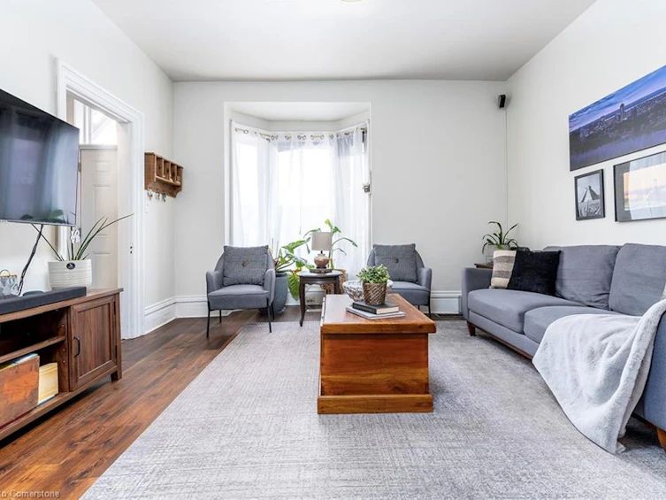 248 John Street N, Hamilton, ON, L8L 4P5 - 2