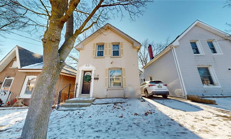 22 Emilie Street