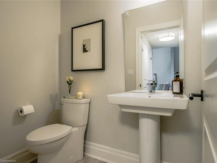 26 Aberdeen Lane S, Niagara-on-the-Lake, ON, L0S 1J0 - 12