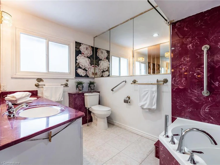 9 Laurier Avenue, Hamilton, ON, L9C 3R8 - 26