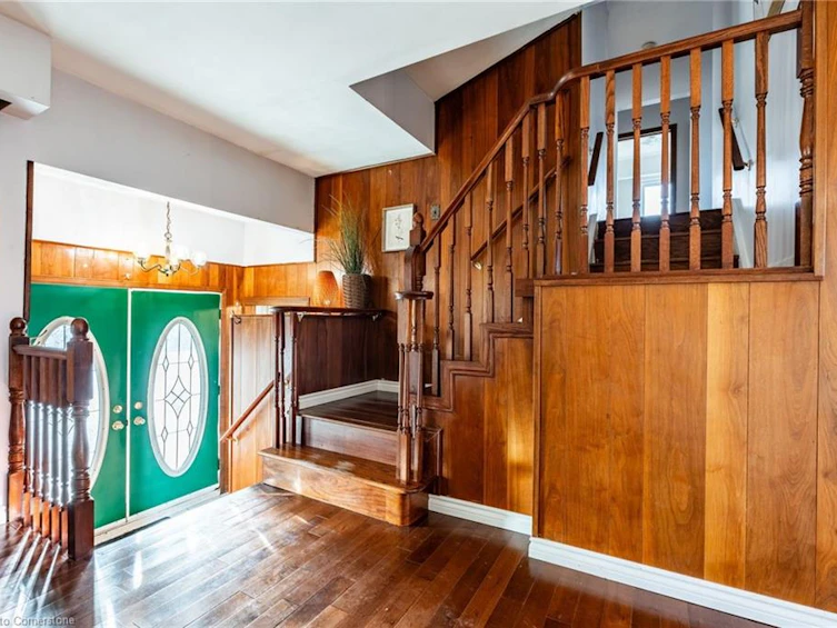 9 Laurier Avenue, Hamilton, ON, L9C 3R8 - 5