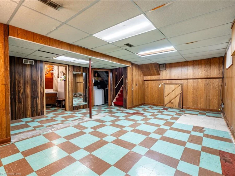 9 Laurier Avenue, Hamilton, ON, L9C 3R8 - 33