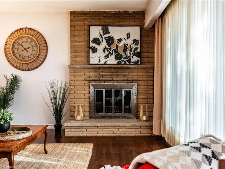 9 Laurier Avenue, Hamilton, ON, L9C 3R8 - 8