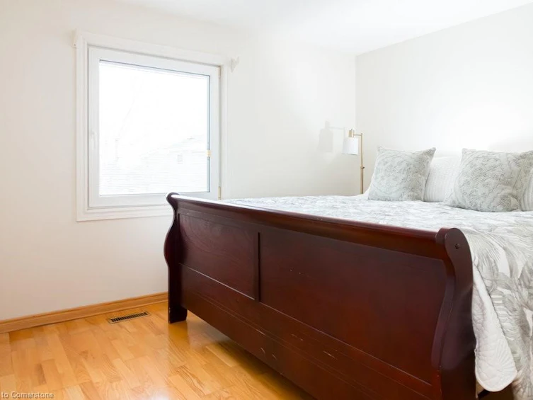 22 Beachgrove Crescent, Hamilton, ON, L8J 2N8 - 24