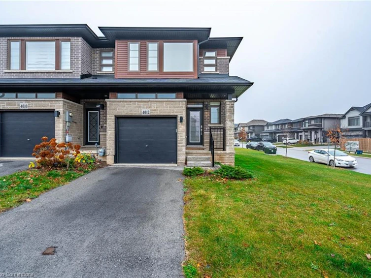 4012 Crown Street, Lincoln, ON, L3J 0S3