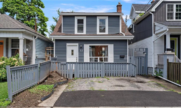33 Highland Avenue