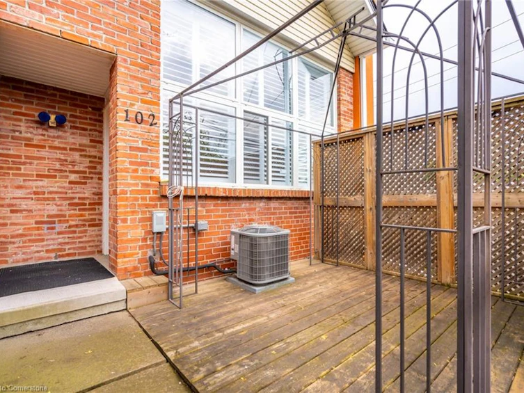 102-111 Grey Street, Brantford, ON, N3S 4V8 - 3
