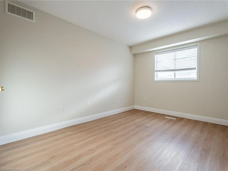 1292 Inglehart Drive, Burlington, ON, L7M 4Z4 - 22