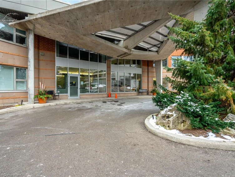 201-77 Governors Road, Hamilton, ON, L9H 7N8 - 4