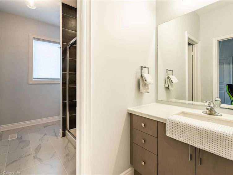 266 Humphrey Street, Hamilton, ON, L8B 1X4 - 30