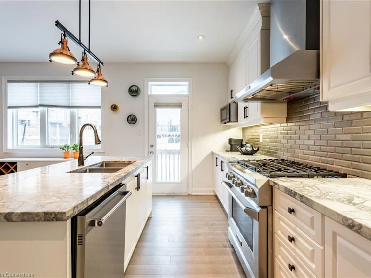 266 Humphrey Street, Hamilton, ON, L8B 1X4 - 11