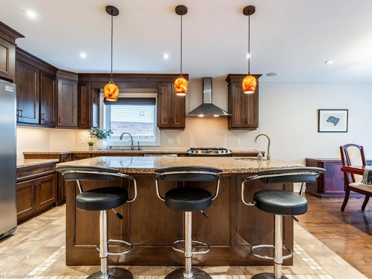 75 Chatsworth Crescent, Hamilton, ON, L8B 0N7 - 5