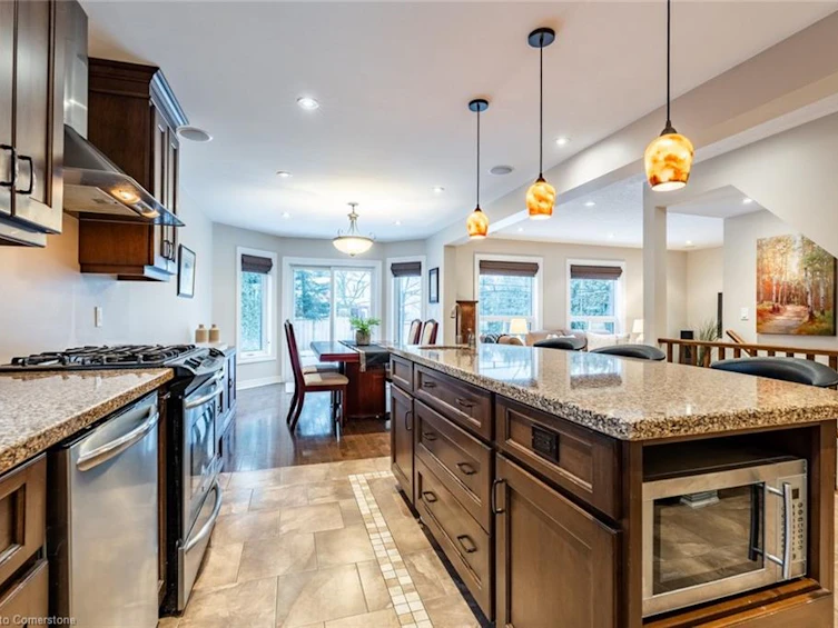 75 Chatsworth Crescent, Hamilton, ON, L8B 0N7 - 9