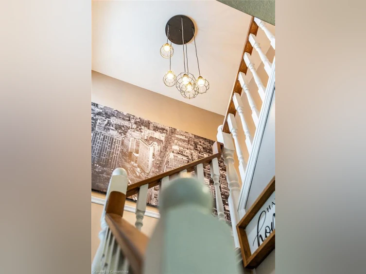 17 Archer Way, Hamilton, ON, L0R 1W0 - 18
