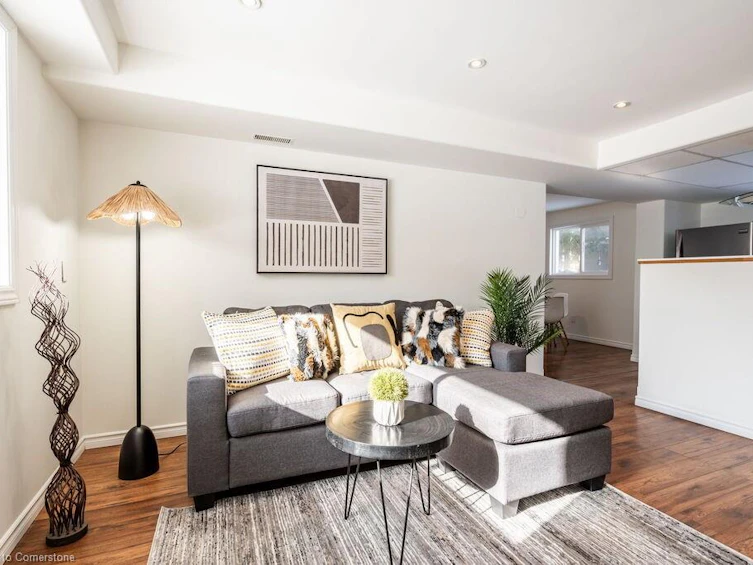 5286 Woodhaven Drive, Burlington, ON, L7L 3T4 - 24