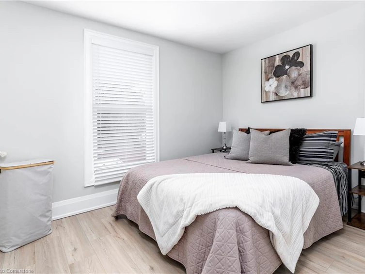 99 Chestnut Avenue, Hamilton, ON, L8L 6K8 - 13