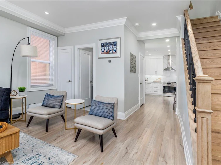 99 Chestnut Avenue, Hamilton, ON, L8L 6K8 - 12