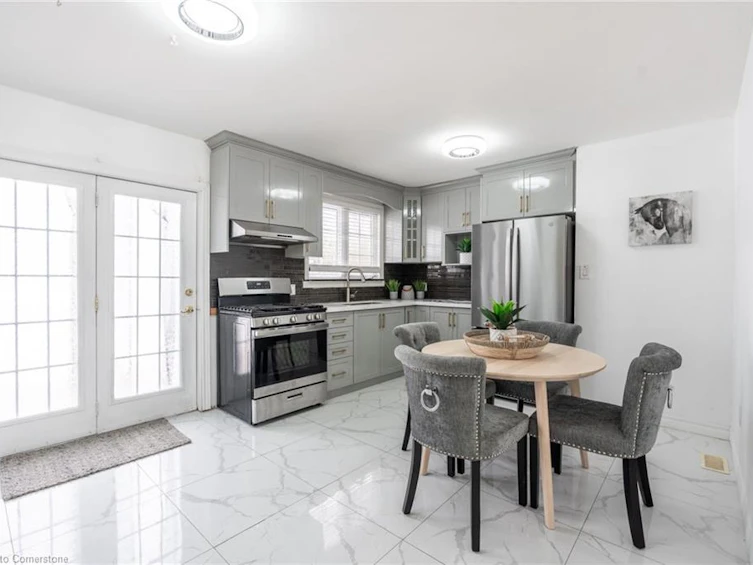 19 Winthrop Place, Hamilton, ON, L8G 3M3 - 11