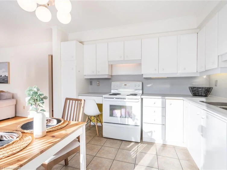 11 Serafino Court, Hamilton, ON, L9B 1X3 - 17