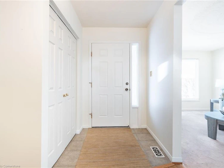 11 Serafino Court, Hamilton, ON, L9B 1X3 - 3