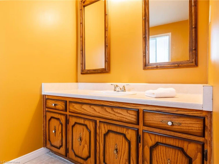 11 Serafino Court, Hamilton, ON, L9B 1X3 - 24
