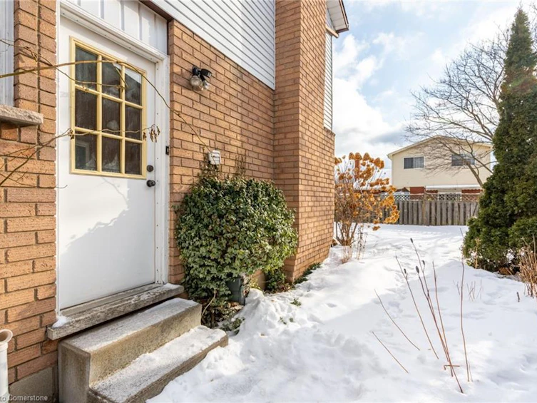 11 Serafino Court, Hamilton, ON, L9B 1X3 - 40