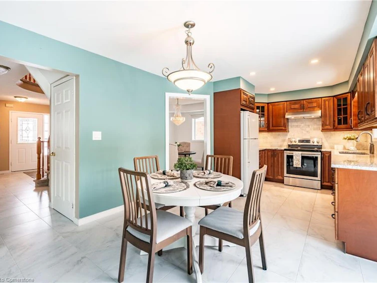 13 Waterwheel Crescent, Hamilton, ON, L9H 7B6 - 11