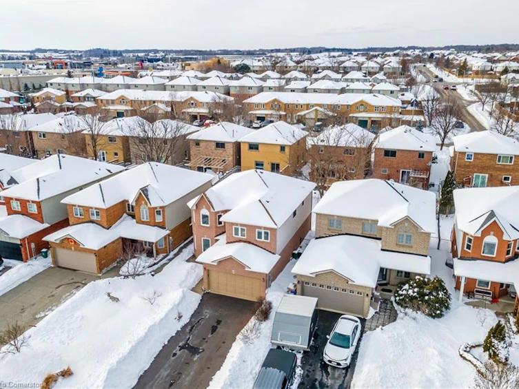 13 Waterwheel Crescent, Hamilton, ON, L9H 7B6 - 35