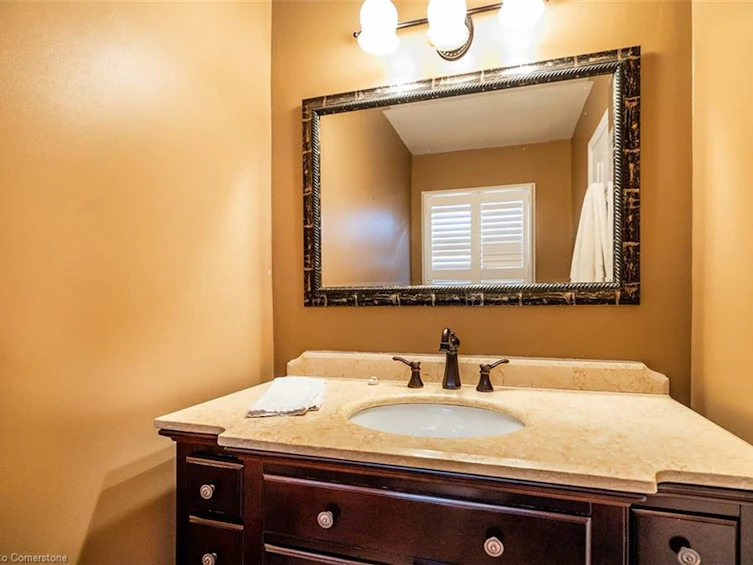 3635 Kingston Road, Toronto, ON, M1M 1S2 - 7