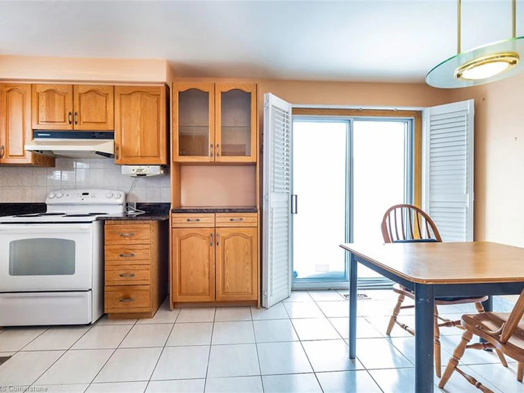 3635 Kingston Road, Toronto, ON, M1M 1S2 - 17