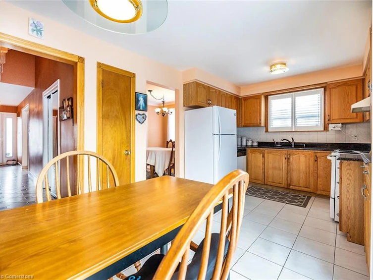 3635 Kingston Road, Toronto, ON, M1M 1S2 - 22