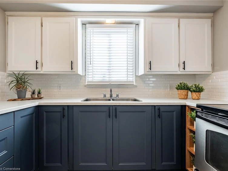 276 Bowman Street, Hamilton, ON, L8S 2V3 - 8
