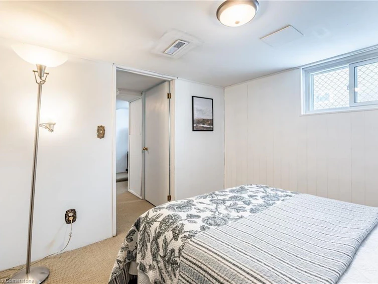 276 Bowman Street, Hamilton, ON, L8S 2V3 - 25