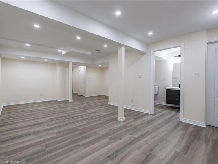 17-222 Fellowes Crescent, Hamilton, ON, L8B 0R1 - 35
