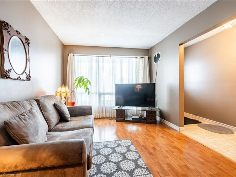 1115 Upper Sherman Avenue, Hamilton, ON, L8W 1B9 - 9