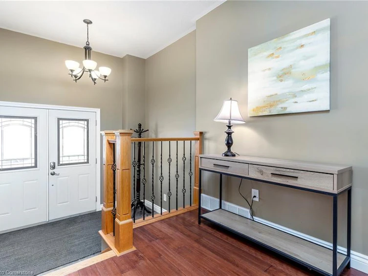 5 Battle Street, Thorold, ON, L2R 3W3 - 5