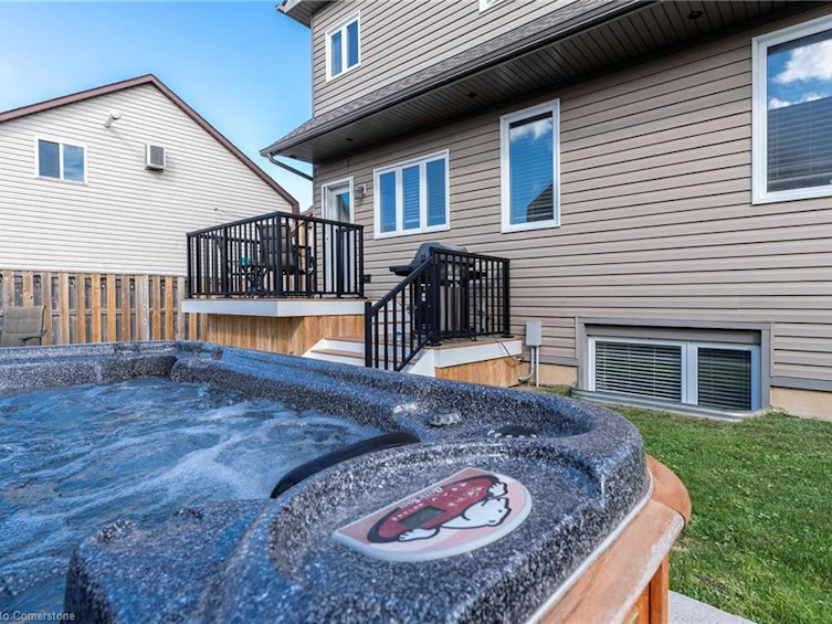 5 Battle Street, Thorold, ON, L2R 3W3 - 35