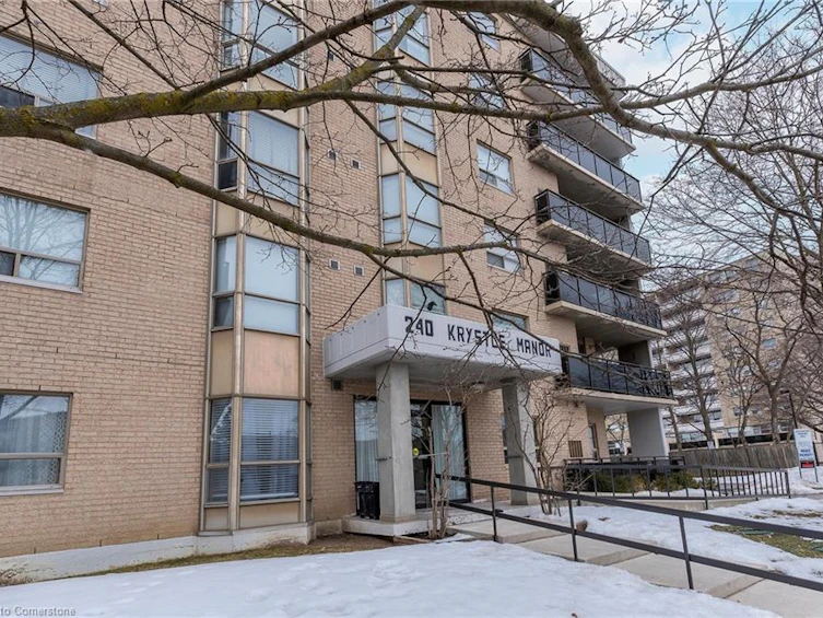 404-240 Quigley Road, Hamilton, ON, L8K 5M9 - 23