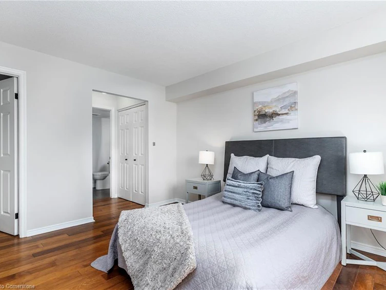 404-240 Quigley Road, Hamilton, ON, L8K 5M9 - 18